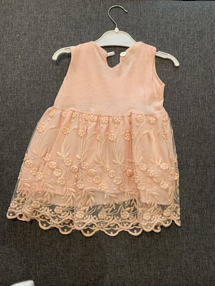 Детска рокля с ръкави (1 годинка)