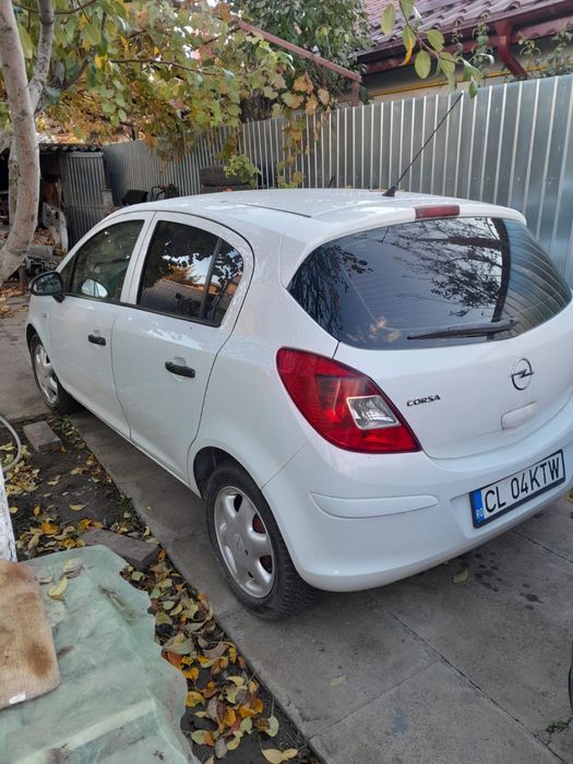 Vand masina opel corsa d