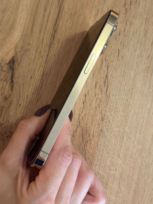 iPhone 13 Pro 256 GB Gold – stare excelentă, cutie originală