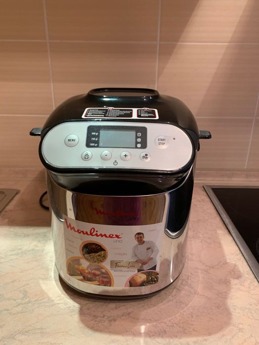 Хлебопечка, новая.Monlinex