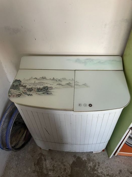 Стиральный машина пол автомат.