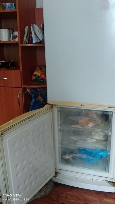 Продаётся холодильник