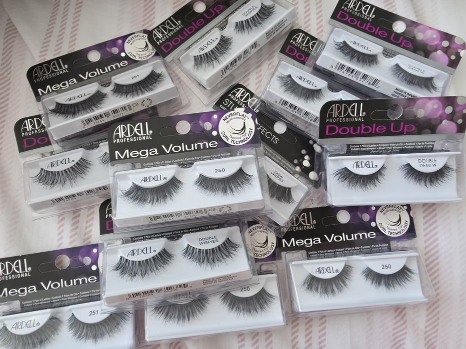 Gene false Ardell, Model rock