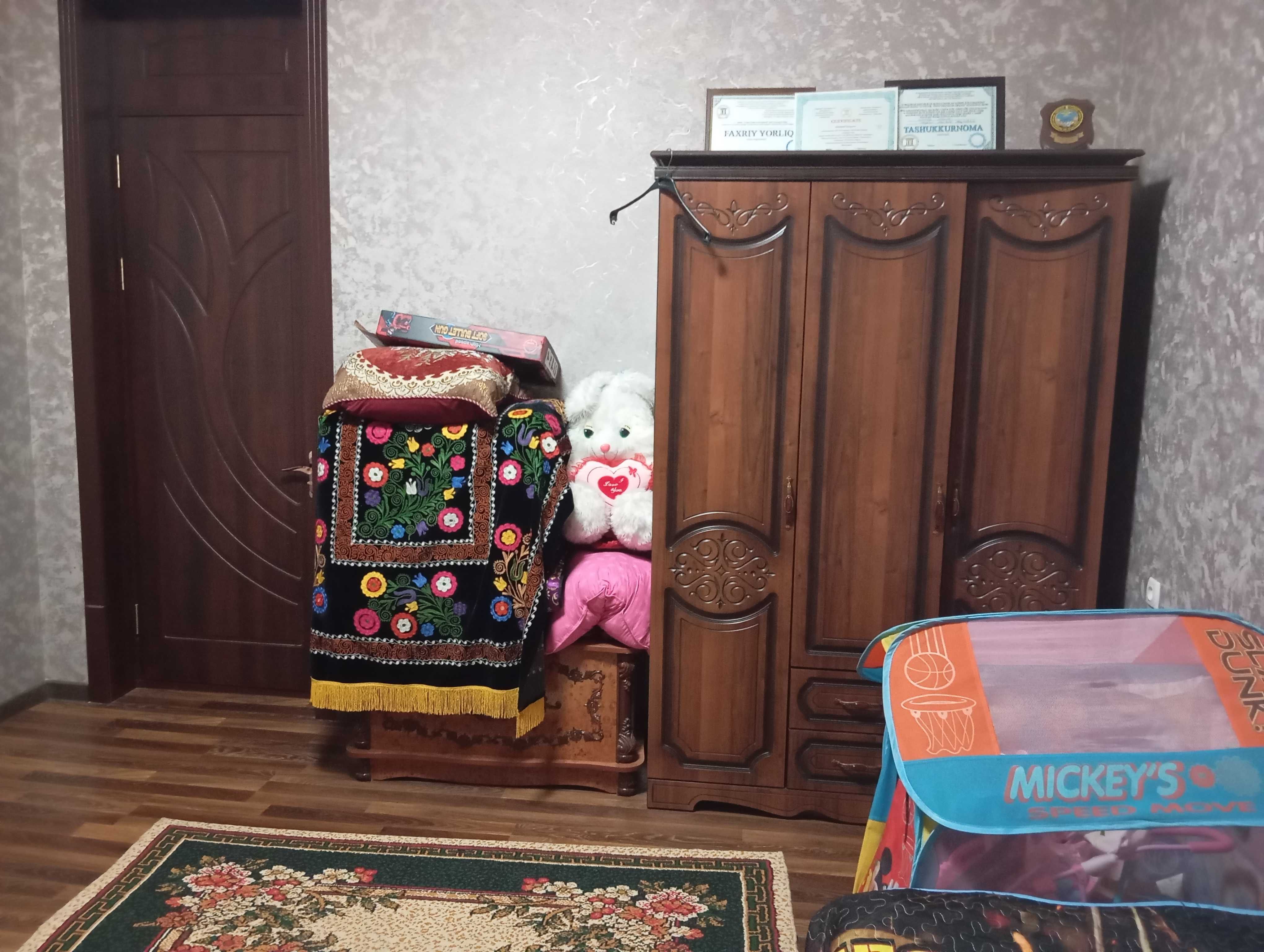Учкахрамон, Гулистан, 4 сотки, 180 квадратов, подвал 15х4