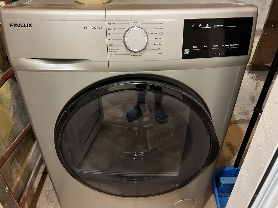 Пералня Finlux в перфектно състояние !