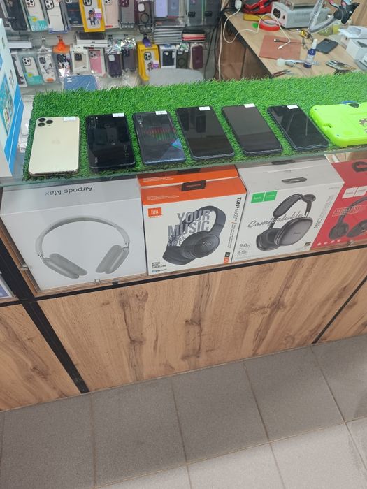 Он бес жиырма бес мынга телефон дар бар