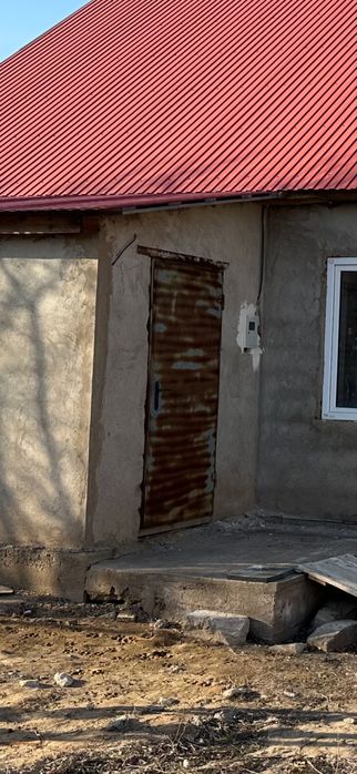 Ворота от забора и входная дверь