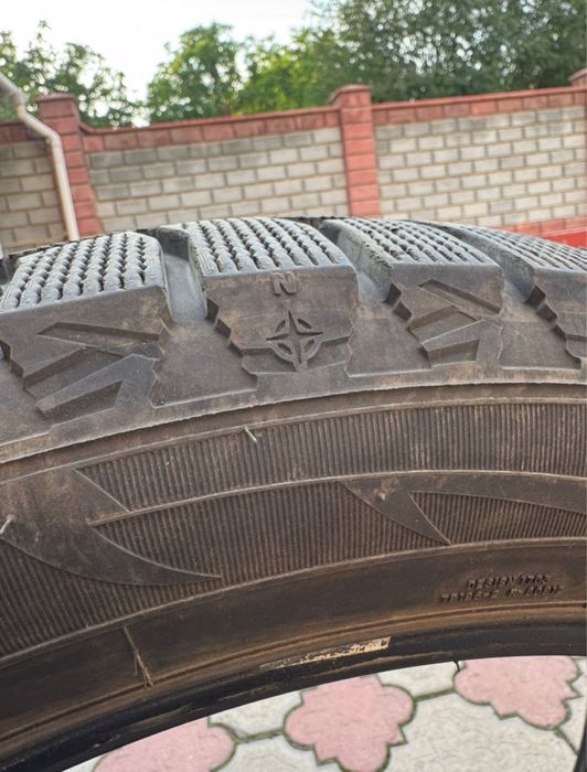 Почти новый от Li L7 Good year