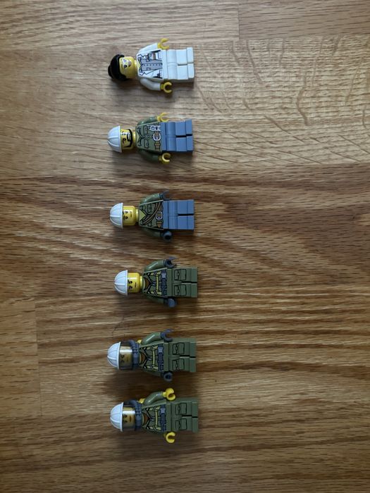 LEGO Statia de Explorare a Vulcanului 60124