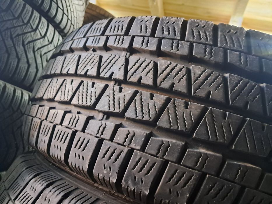 Anvelope second iarna 215 65 r15C Falken 2022