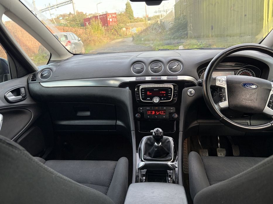 Ford S-max titanium 2.0 tdci 6 viteze manual