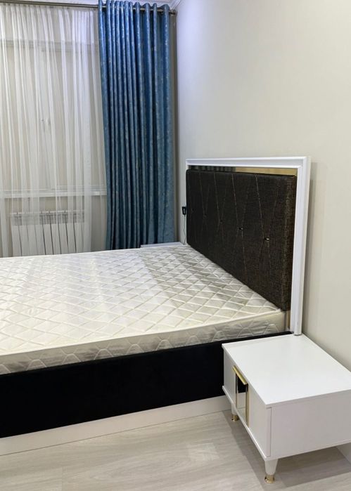 Элис кровать тумбаларымен