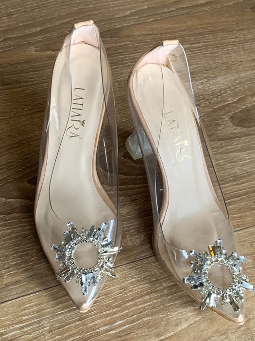 Елегантни обувки 35 номер