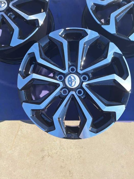 Jante Toyota Yaris Cross 7.0x17 et 50 5x114,3