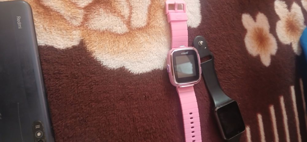 Telefoane pentru piese