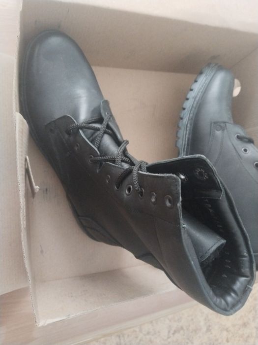 Продам берцы зимние размер 41