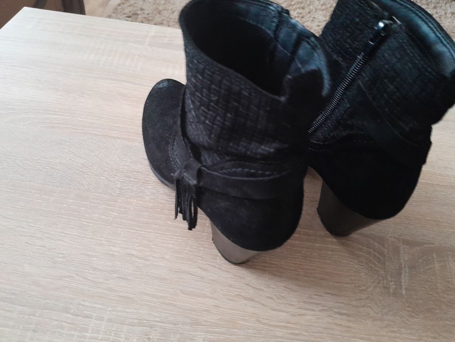 Vând cizme/botine