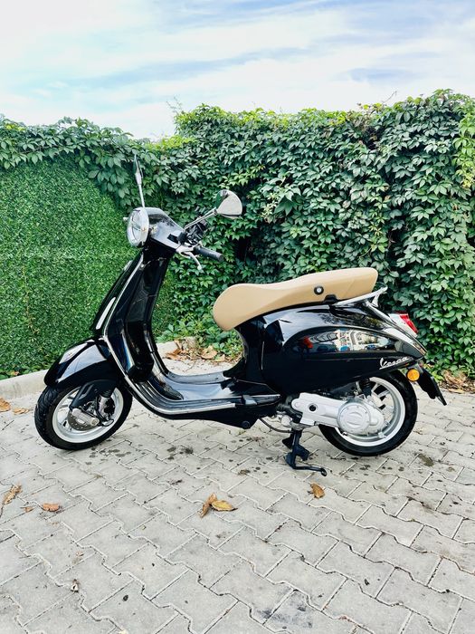 Vespa Primavera 50 / 80 cm3, permis categ B