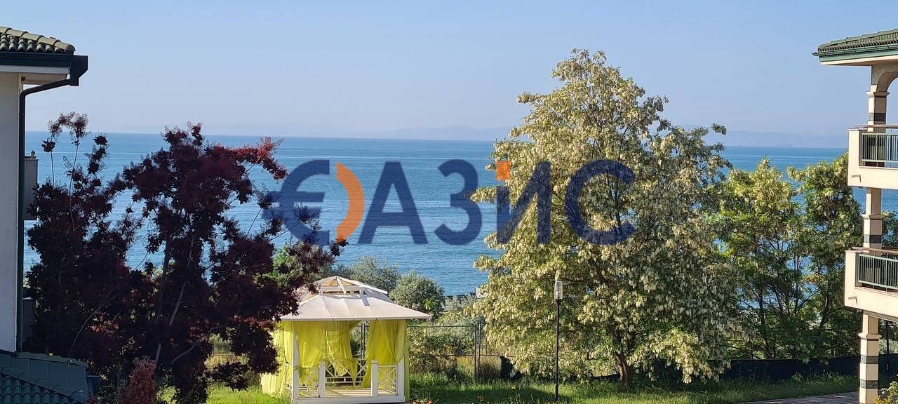 # 33536570 Двустаен апартамент в комплекса / Емералд Бийч Ризорт и спа