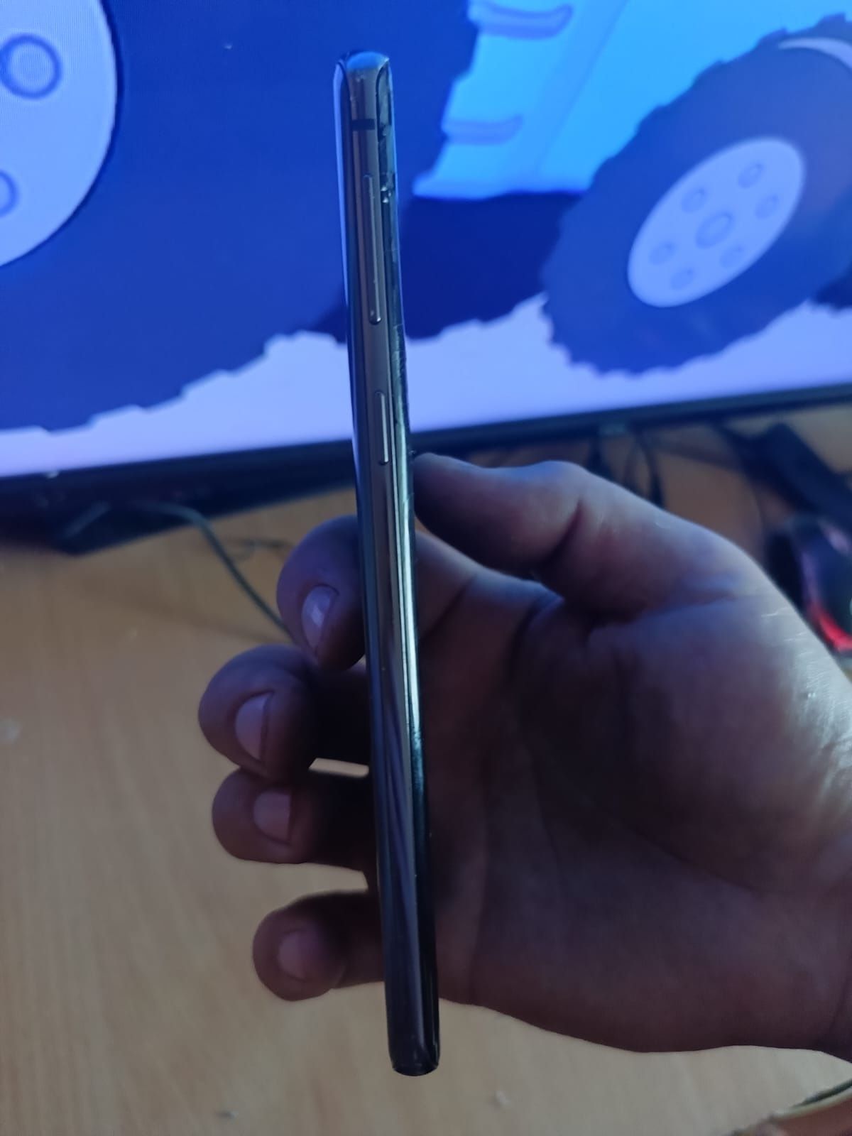 Продам SAMSUNG S10 срочна