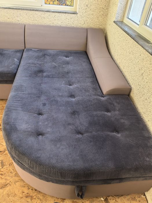 Ъглов диван с функция сън и място за съхранение