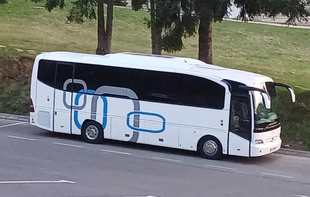 Autocar Mercedes Tourino