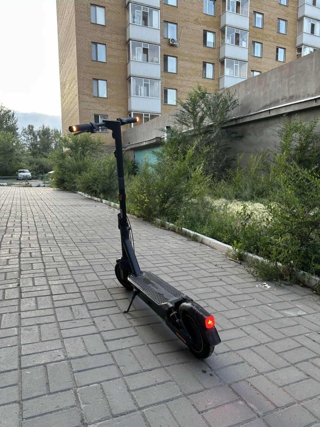 Ninebot MAX G2 в отличном состояние