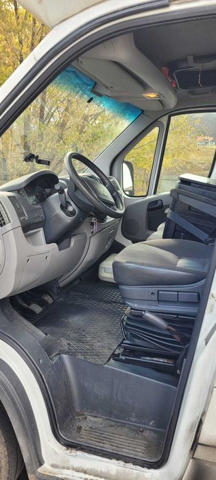 Autoutilitara 3,5 tone -- Peugeot Boxer