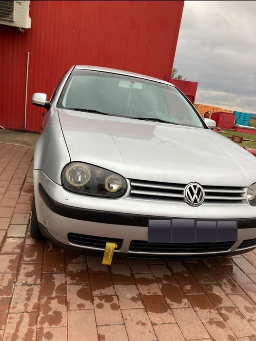 Volkswagen Golf 4