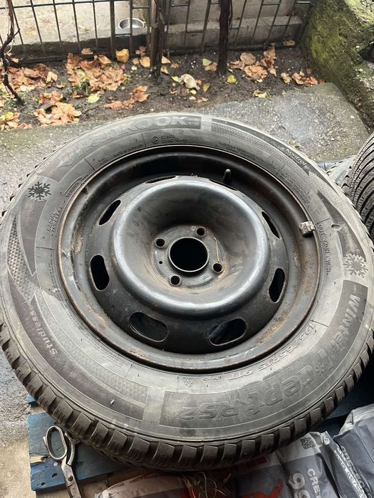 4 зимни гуми 195/65/15