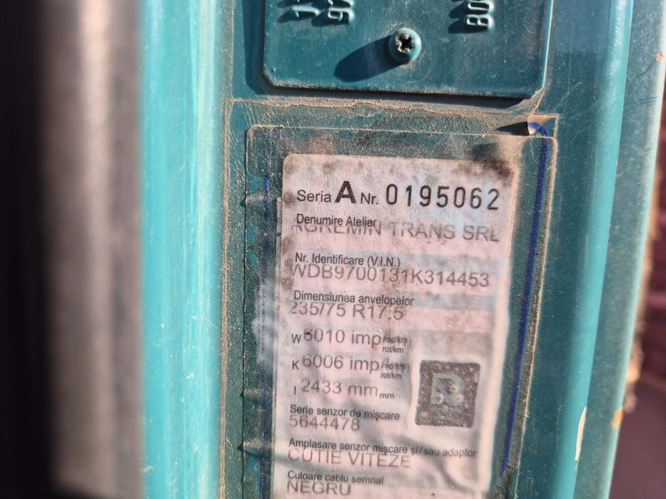 Atego 817 mercedes cu oblon hidraulic