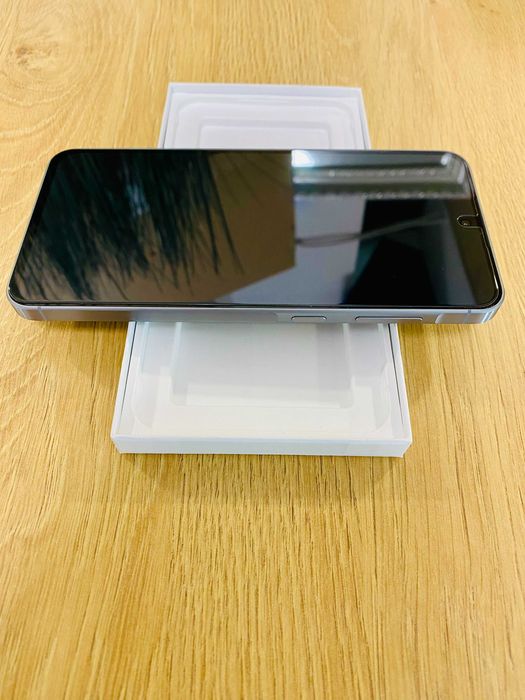 НОВ !!! Samsung Galaxy A56, 8GB RAM, 128GB, 5G, Awesome Graphite