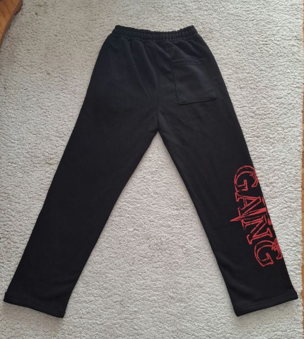 Екип на Coreteiz нов черен