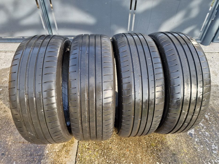 Anvelope  225 45 19 vara Michelin Pilot Sport 4