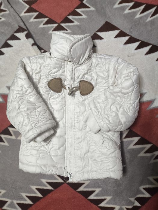 Продам детскую осеннию куртку