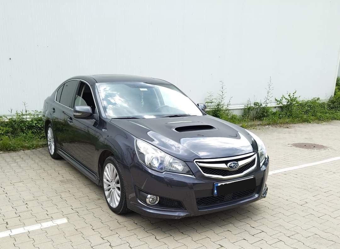 Продавам, заменям Subaru legacy Facelift