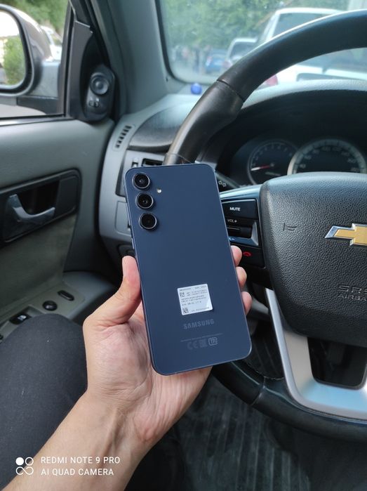 Samsung A55  8/256gb idial holatda