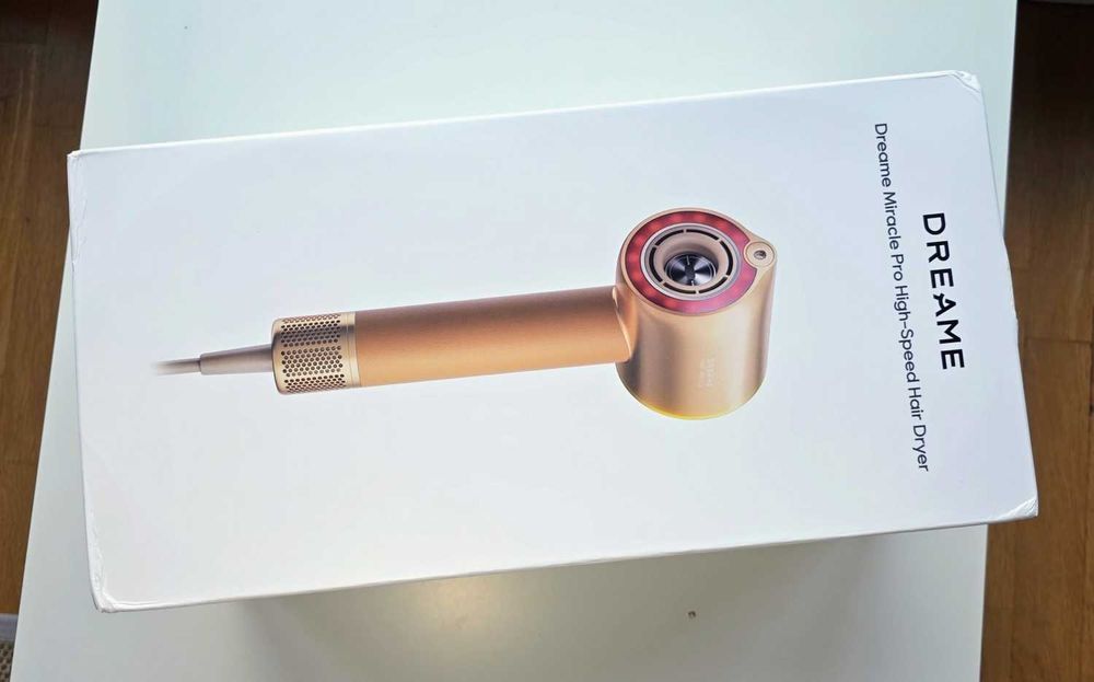 Неотварян премиум сешоар Dreame Miracle Pro в цвят muse gold