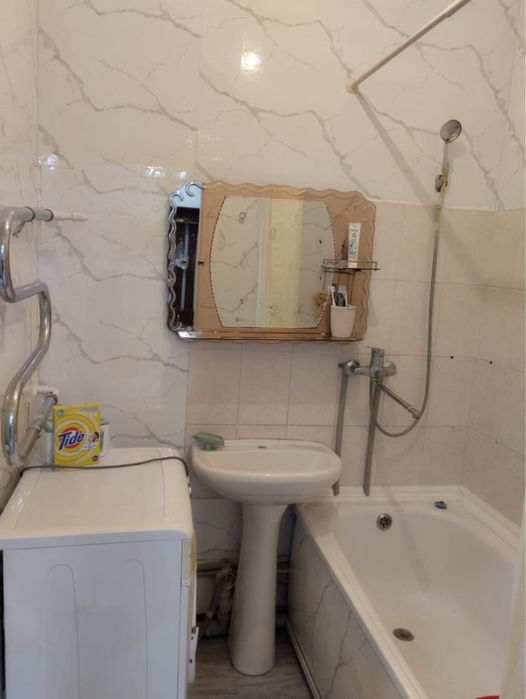 Сдам 1 комнатную кв в микр Каратал