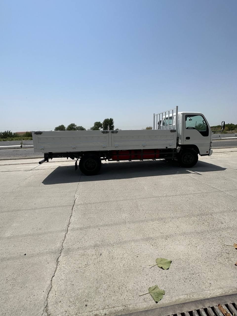 Isuzu bartavoy sotiladi