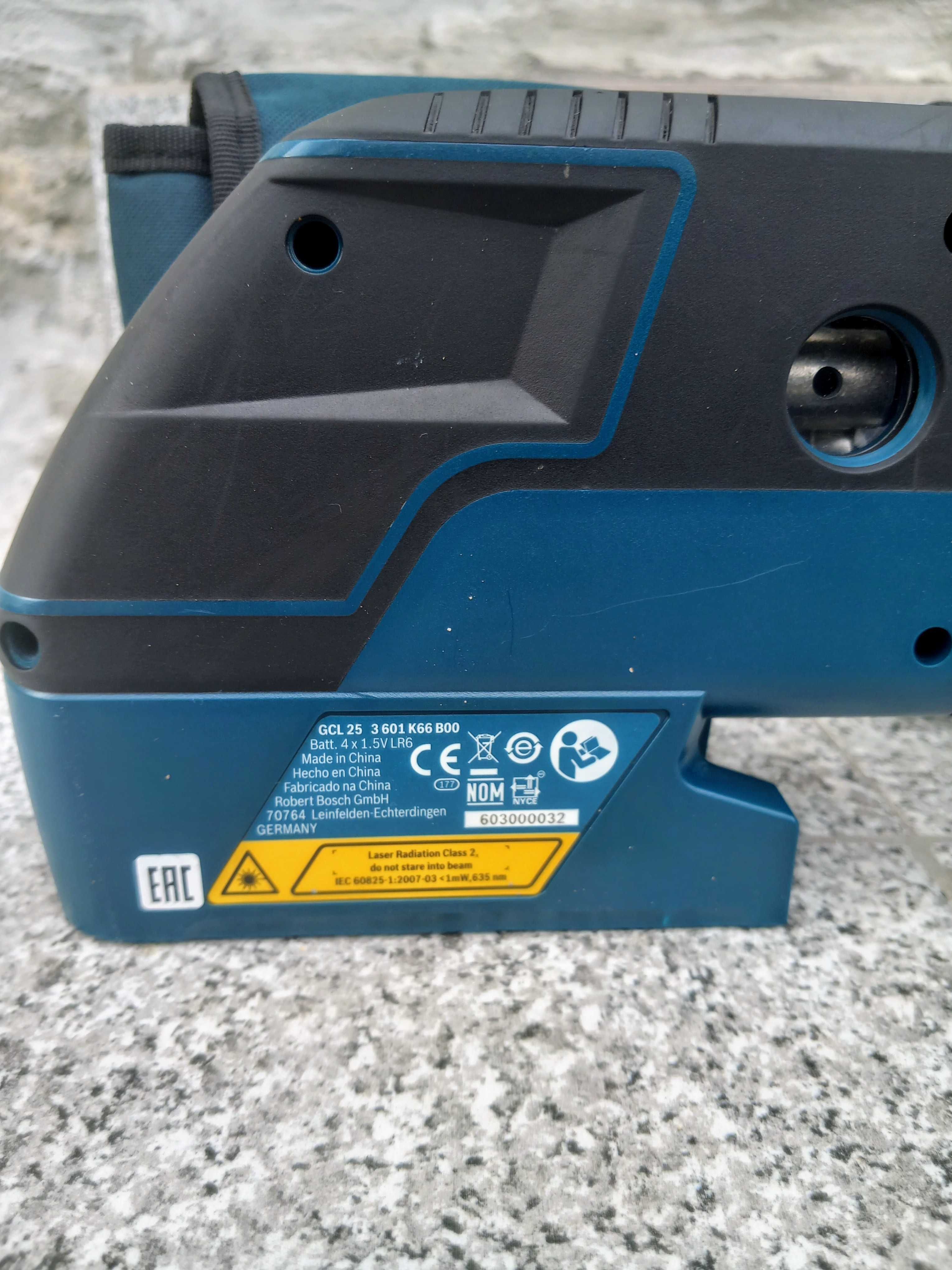 Лазерен нивелир Bosch GCL 25