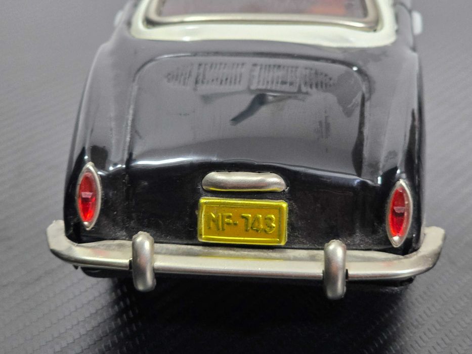 Jucarie Tabla Veche China MF 743 Volkswagen Karmann Ghia Frictiune