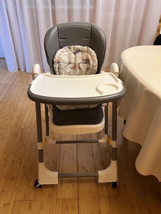 Стульчик доя кормления