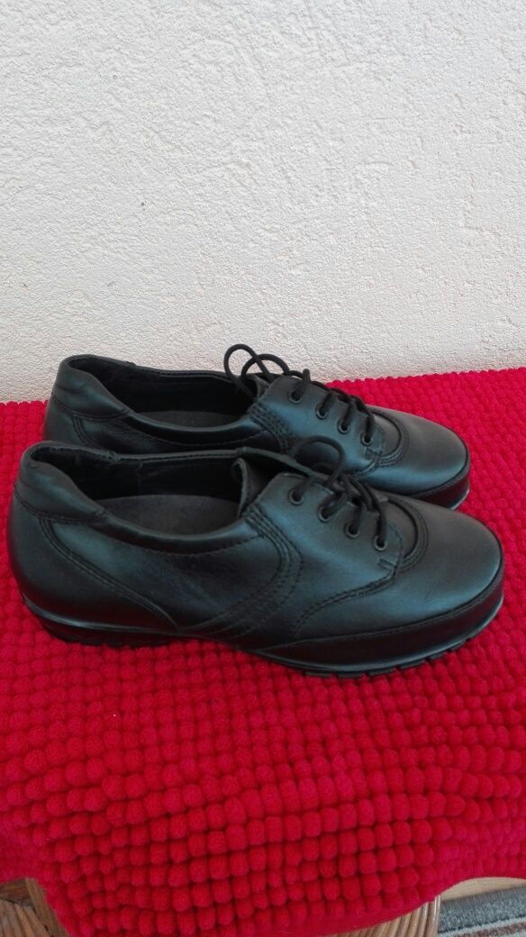Pantofi noi nr 36 piele damă Pomar