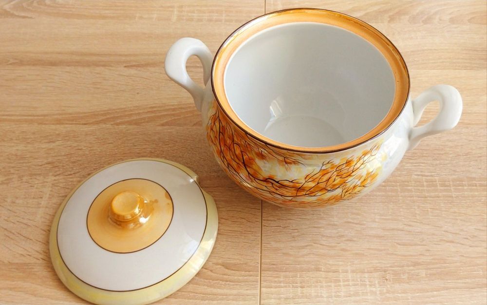 Супник порцеланов