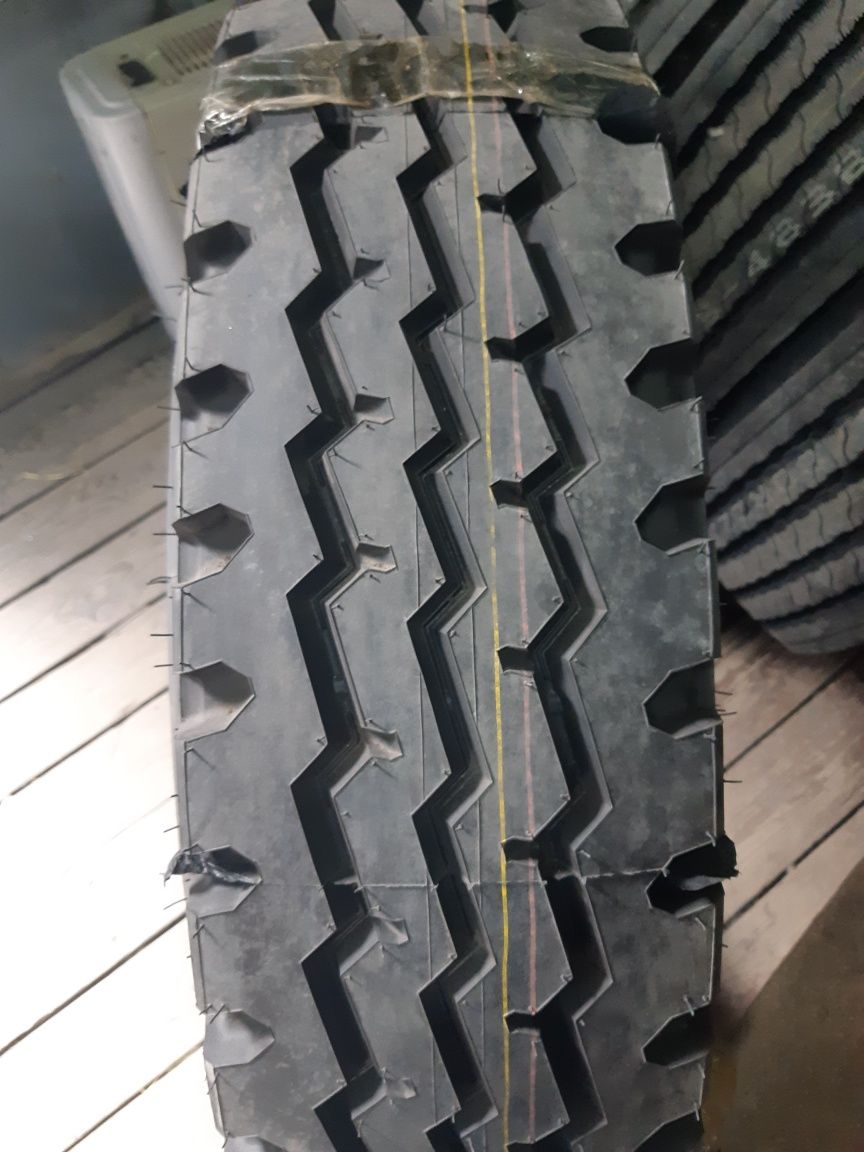 Автошына GRENLANDER 10.00R20