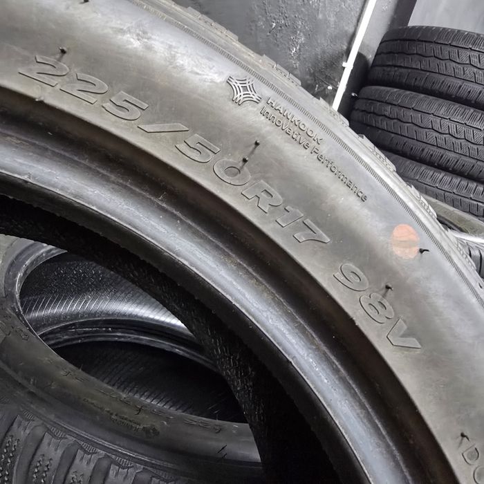 2x 225/50/17 M+S HANKOOK 2022 Stare excelentă
