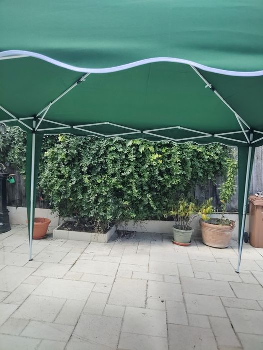 Cort pavilion pliabil , calitate superioara