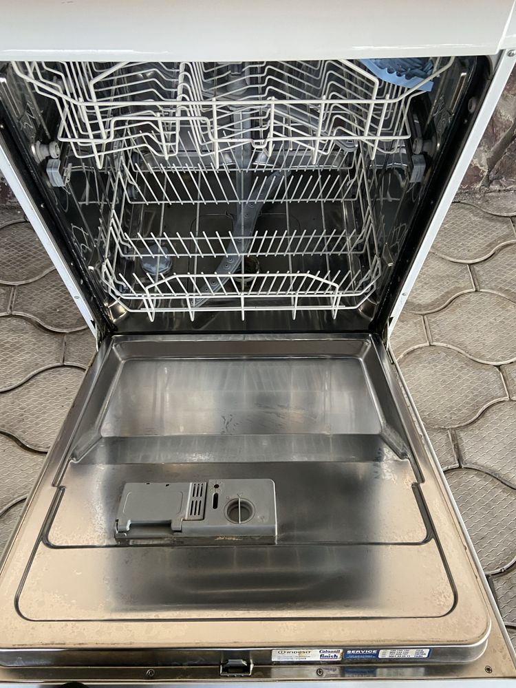 Посудамойка indesit
