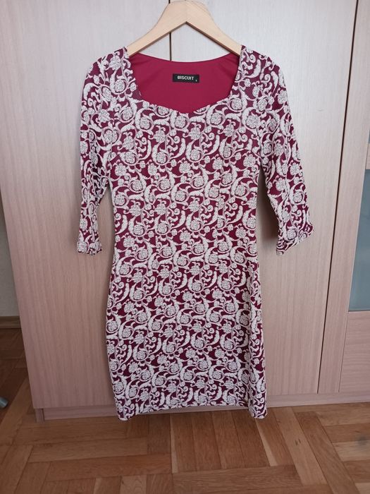 Официална елегантна рокля
25 лв
12,78 €